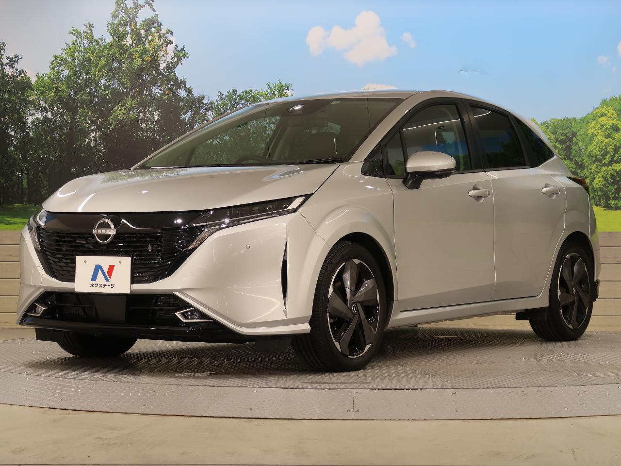 SALZA2AN6NH165742｜SUV LAND