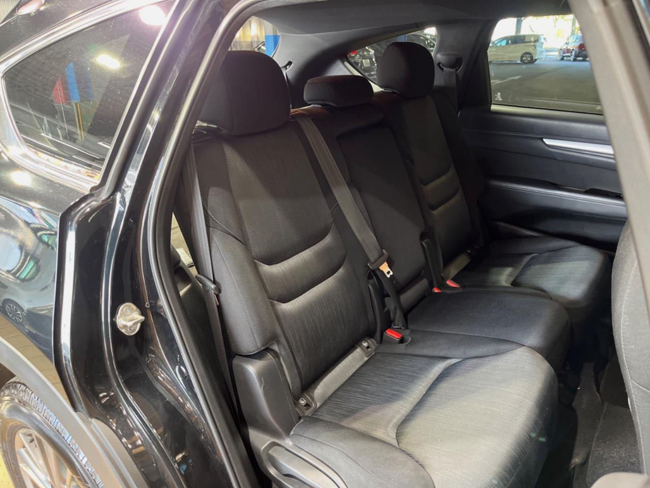 マツダ CX-8の6人乗りと7人乗り。どっちがおすすめ？｜SUV LAND