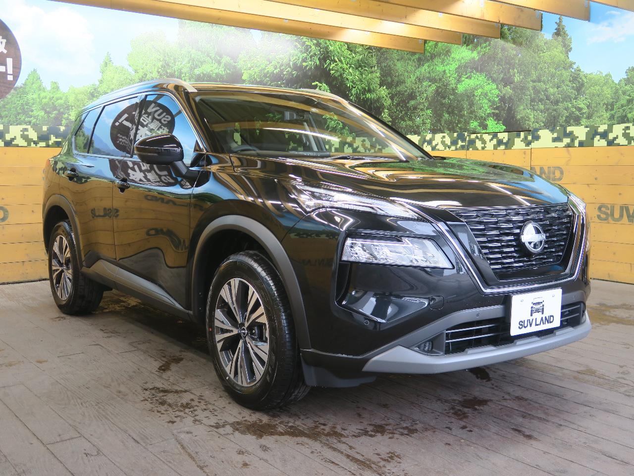 ミドルクラスハイブリッド対決！ハリアーハイブリッドとエクストレイル